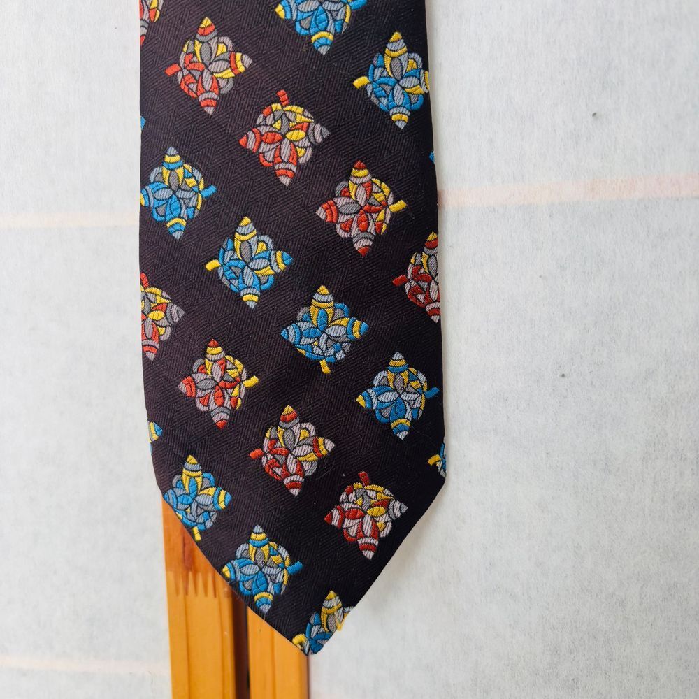 Vintage Yves Saint Laurent YSL‎ 100% Silk Tie Brown Red Blue EUC Retro MCM